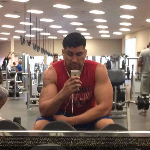 Meet your Posher, Alan - Picture 2 of 2